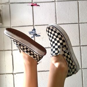 black and cream blurry checkered vans